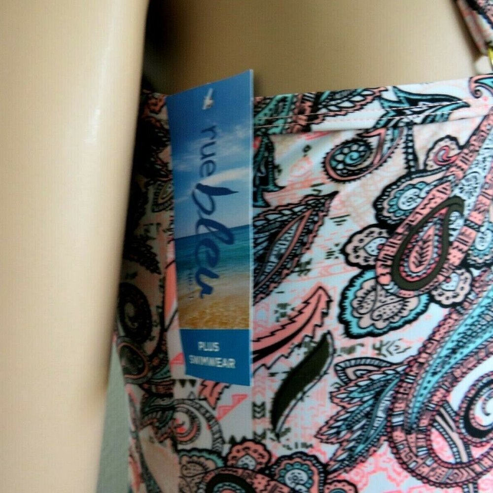 Rue Bleu by rue21 Swimsuit Underwire Push Up Padded Bra Bathing Suit Size 1X NWT - Picture 4 of 5